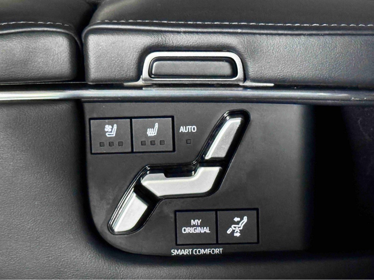 Toyota Alphard 2024