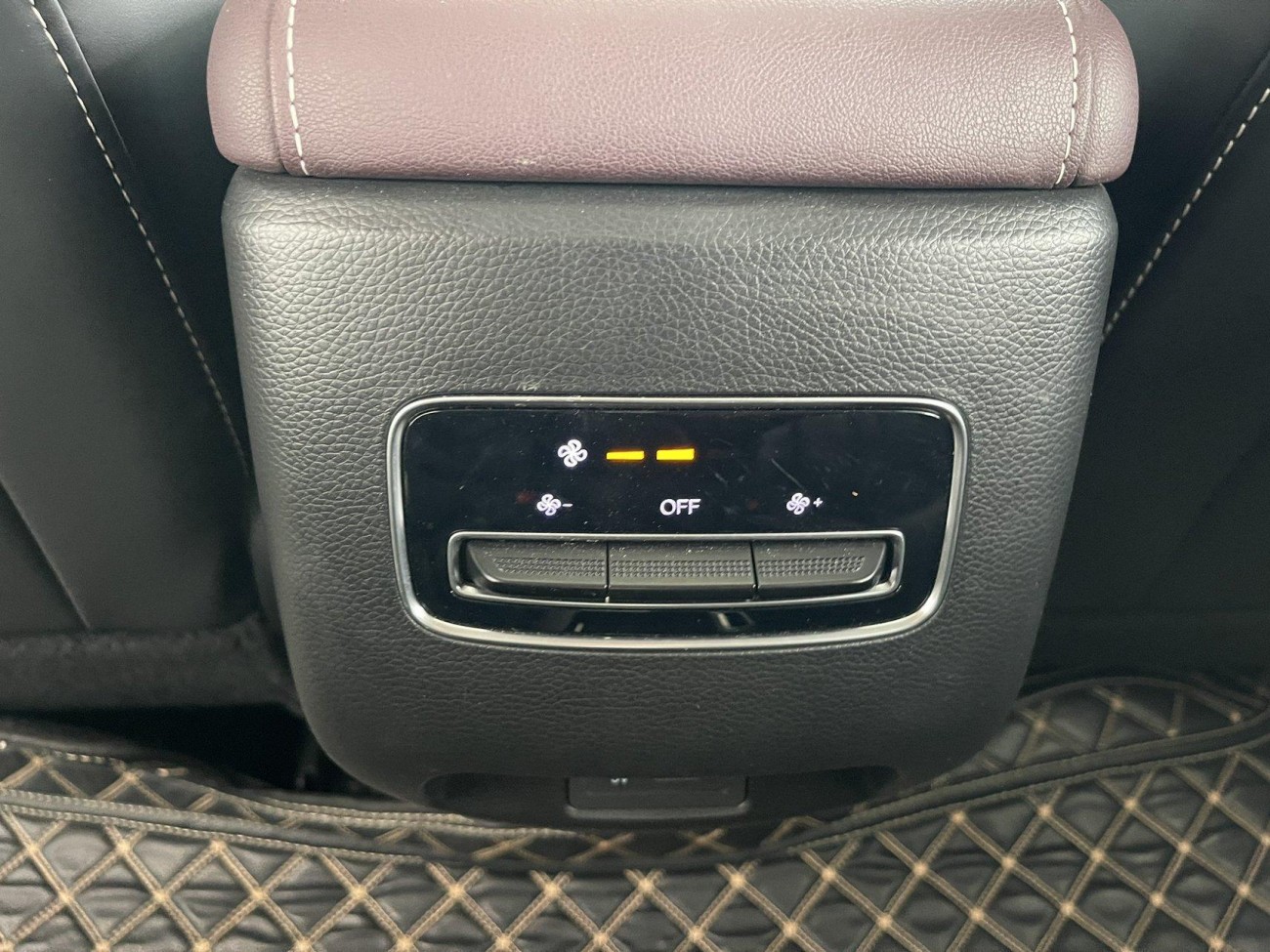 Trumpchi M6 2024