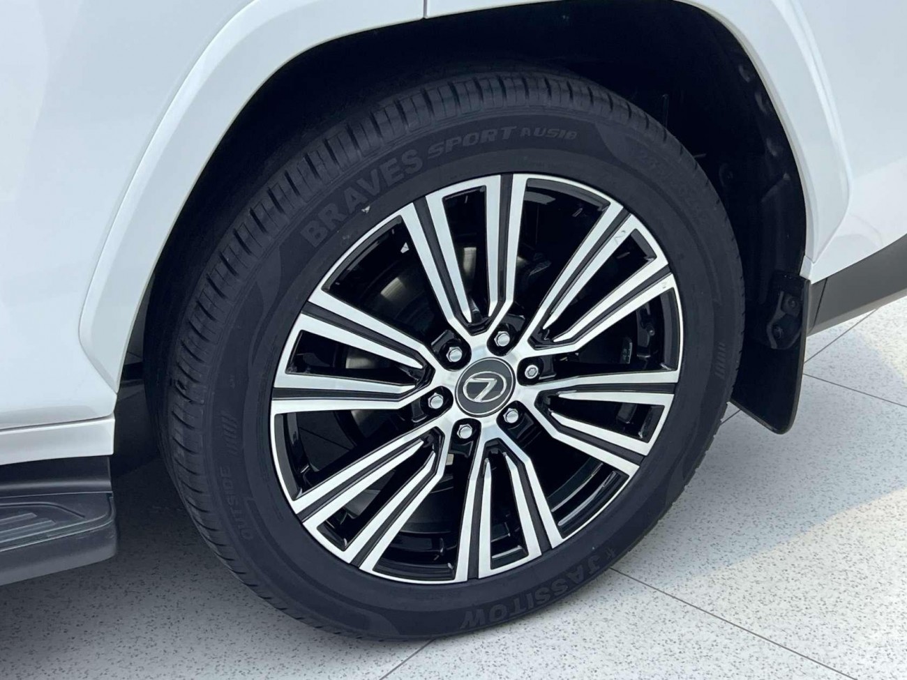 Lexus LX 600 2025