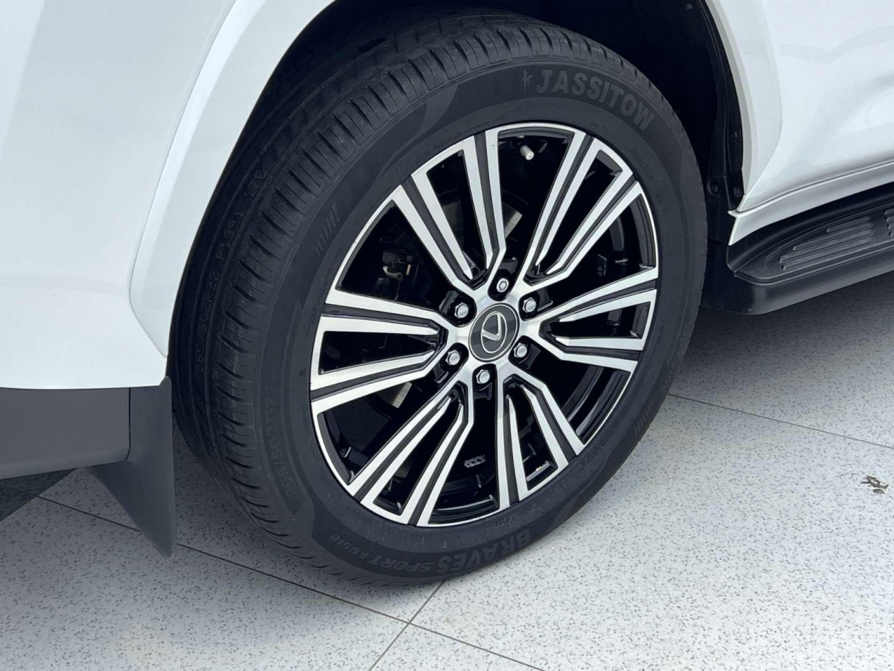 Lexus LX 600 2025