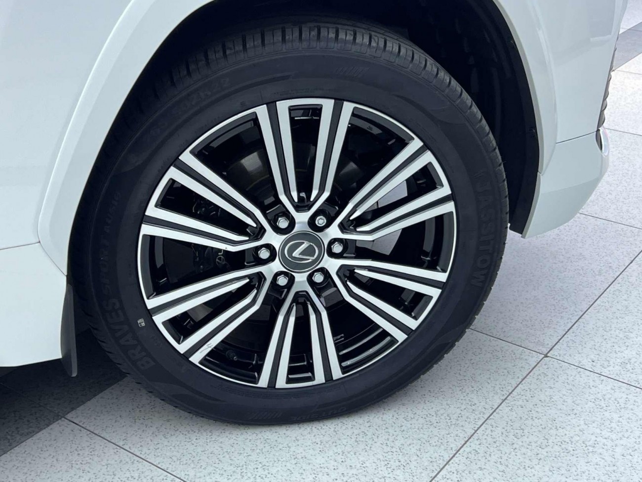 Lexus LX 600 2025