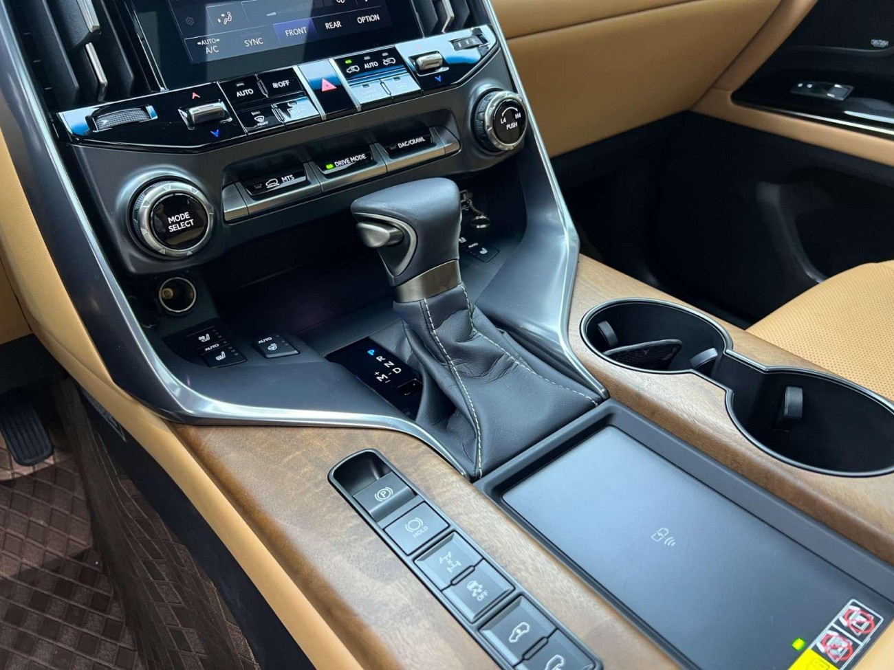 Lexus LX 600 2025