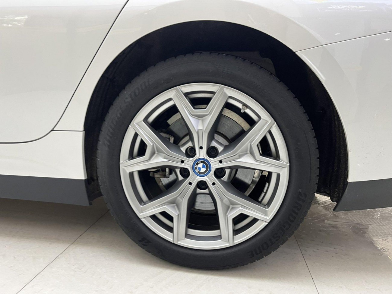 BMW i3 2024