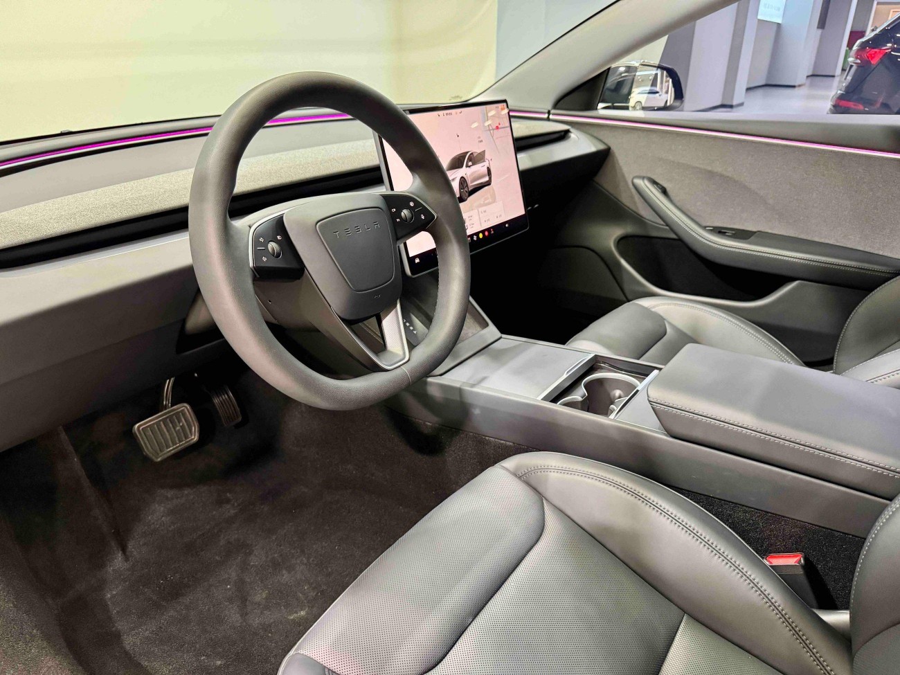 Tesla Model 3 2024