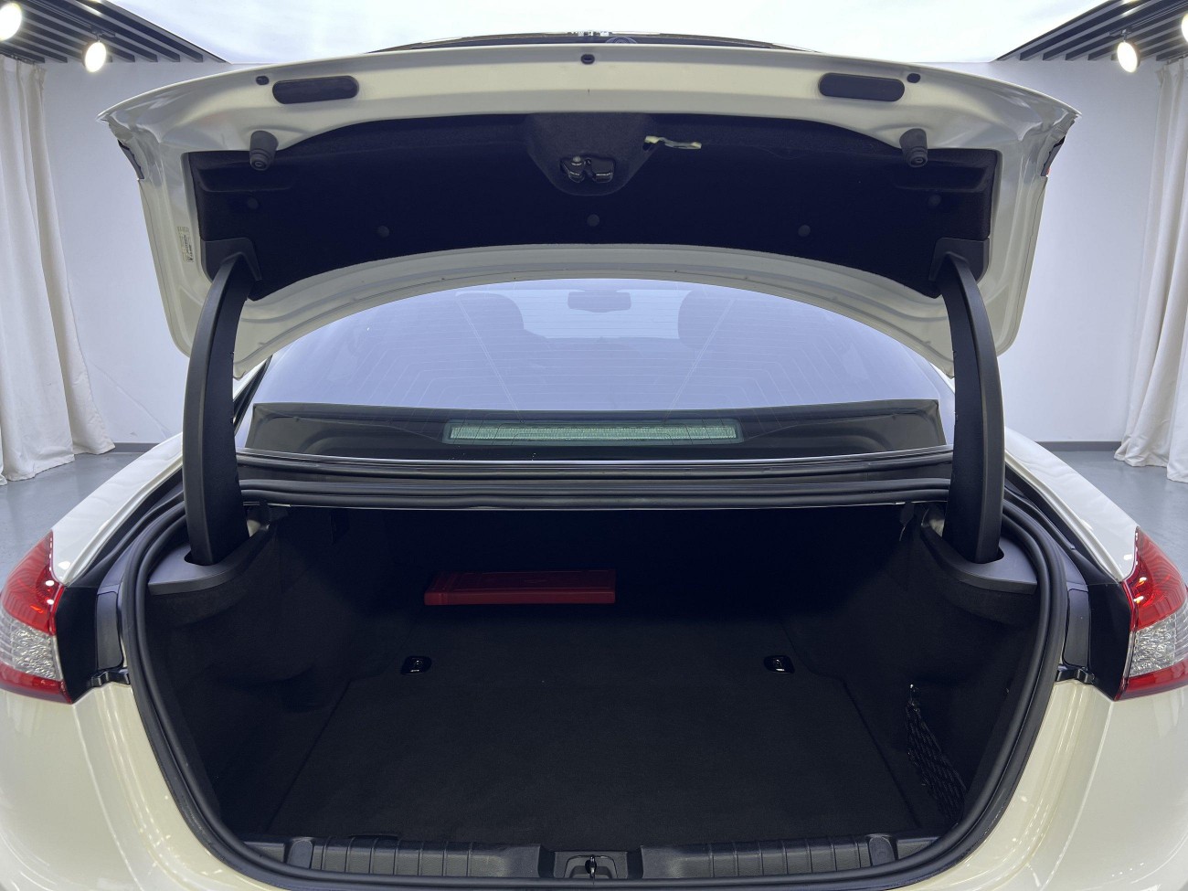 Maserati Ghibli 2016