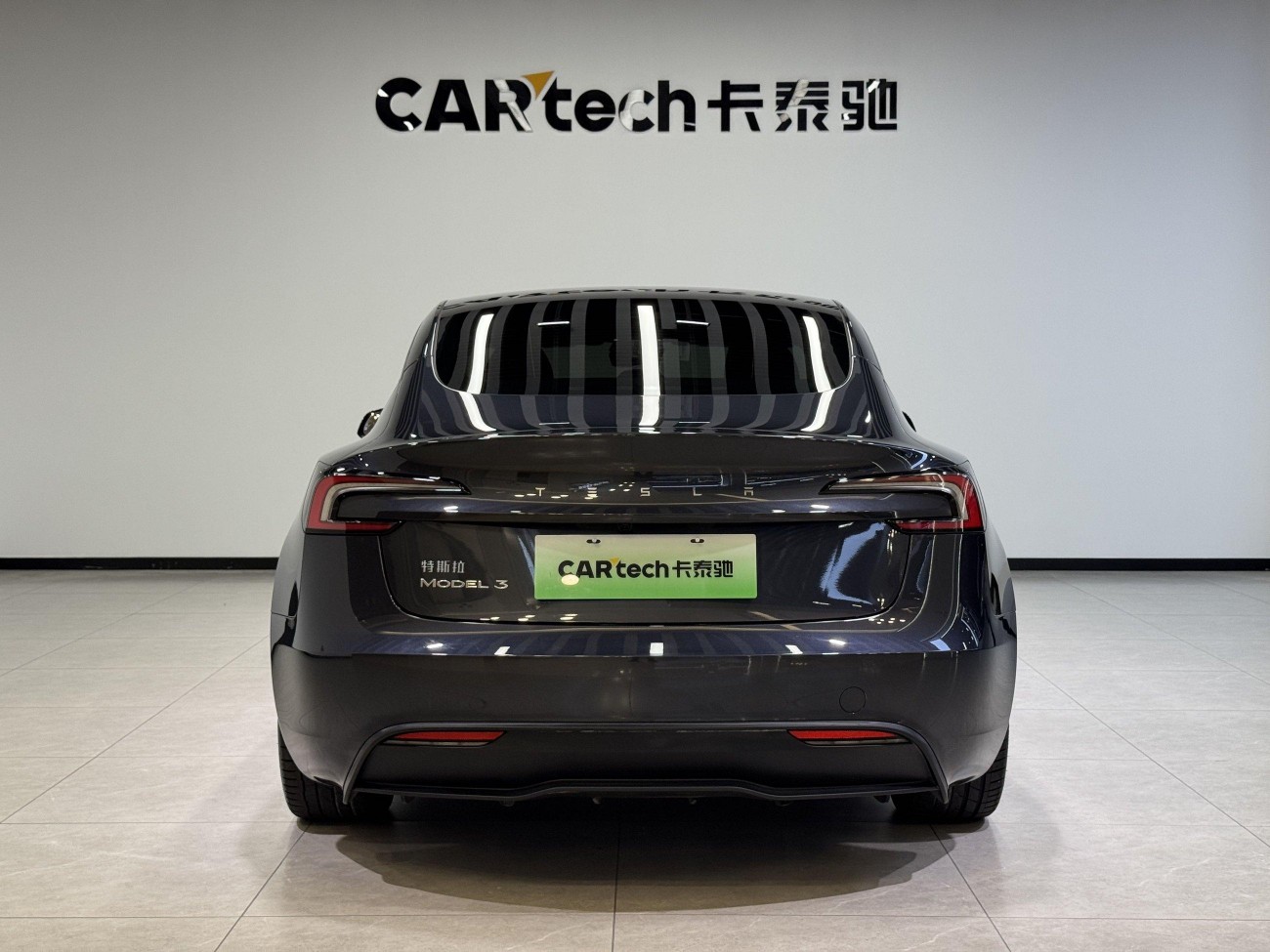 Tesla Model 3 2024