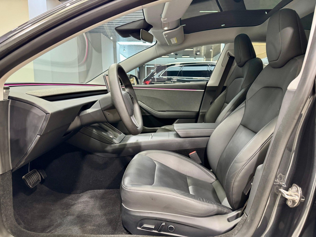 Tesla Model 3 2024