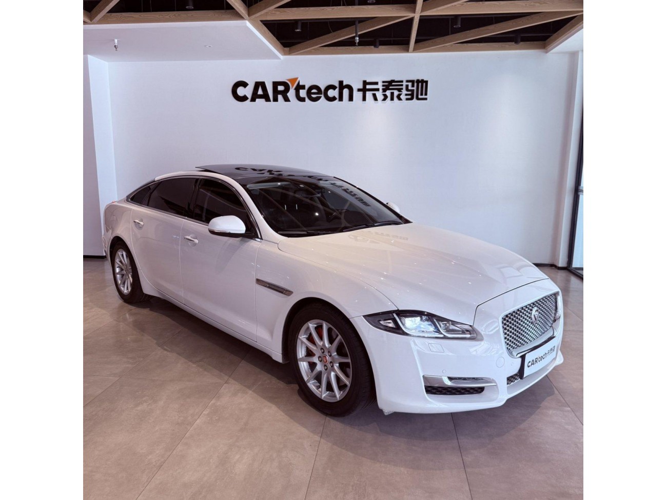 Jaguar XJ 2017
