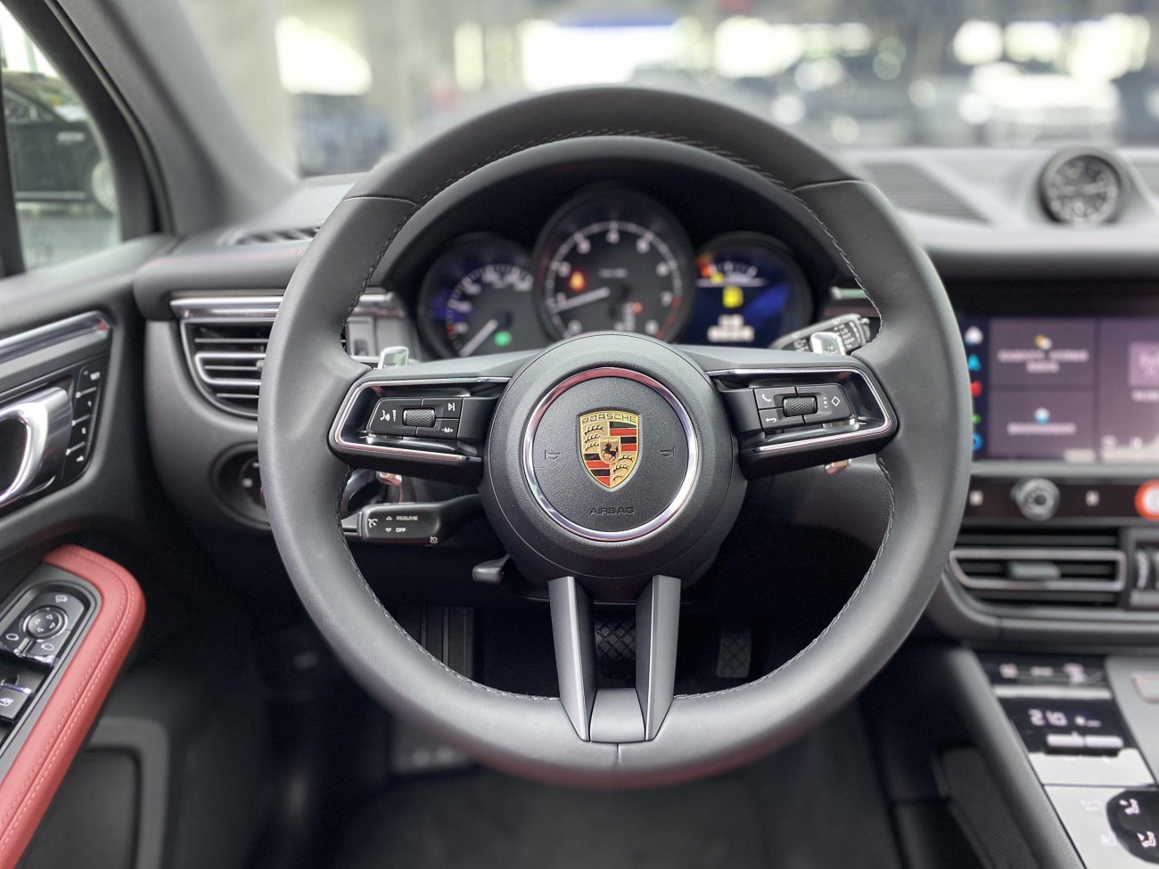 Porsche Macan 2025