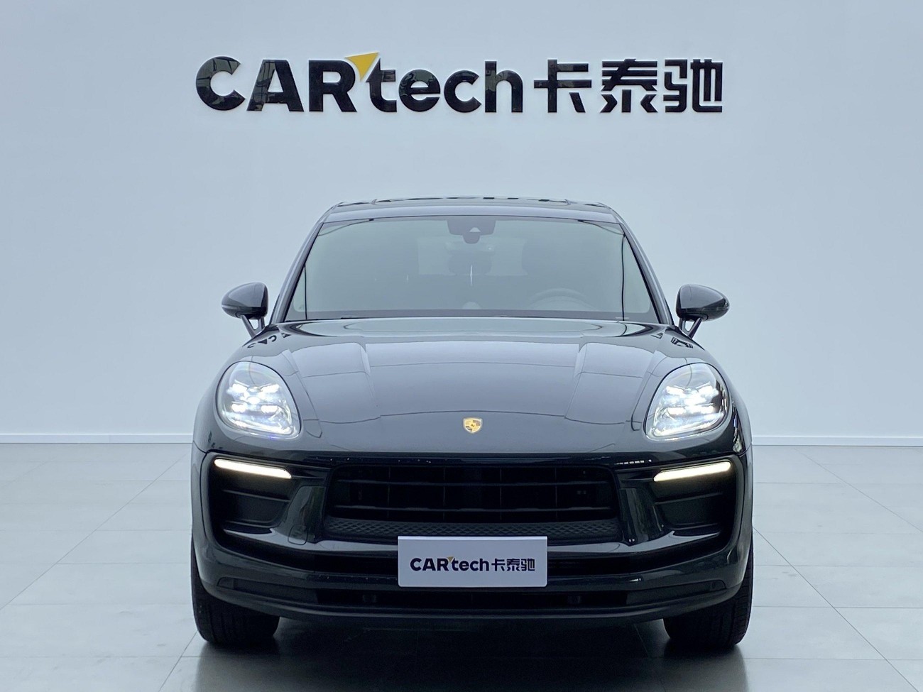 Porsche Macan 2025