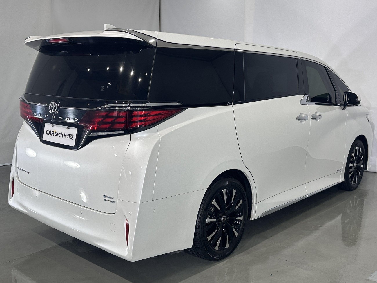 Toyota Alphard 2024