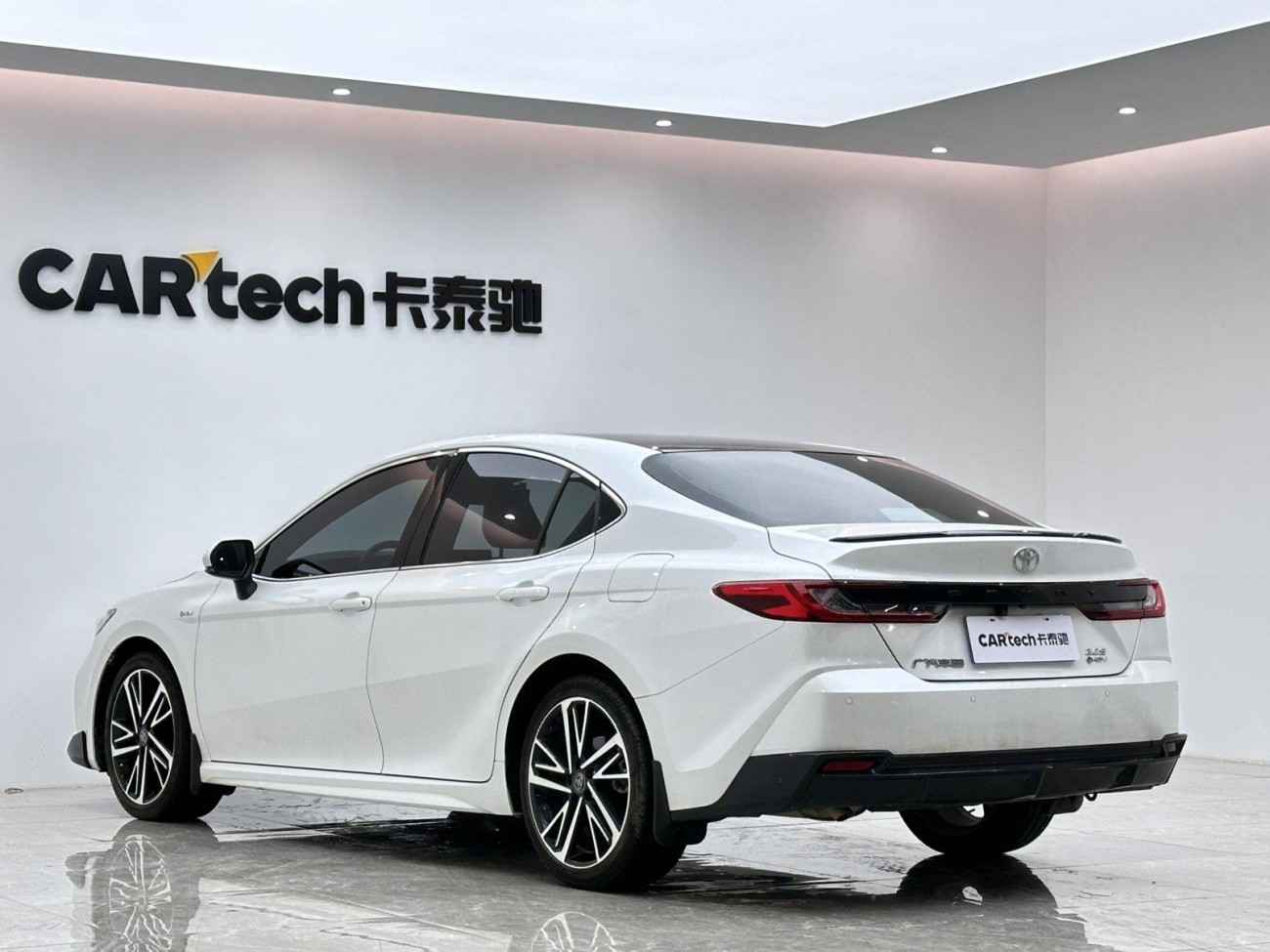 Toyota Camry 2024