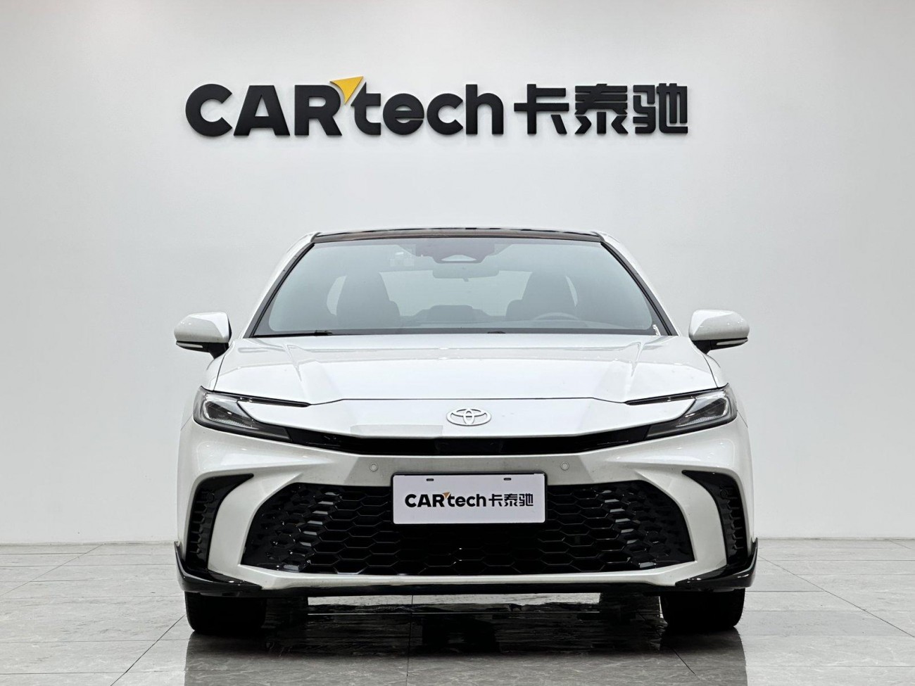 Toyota Camry 2024