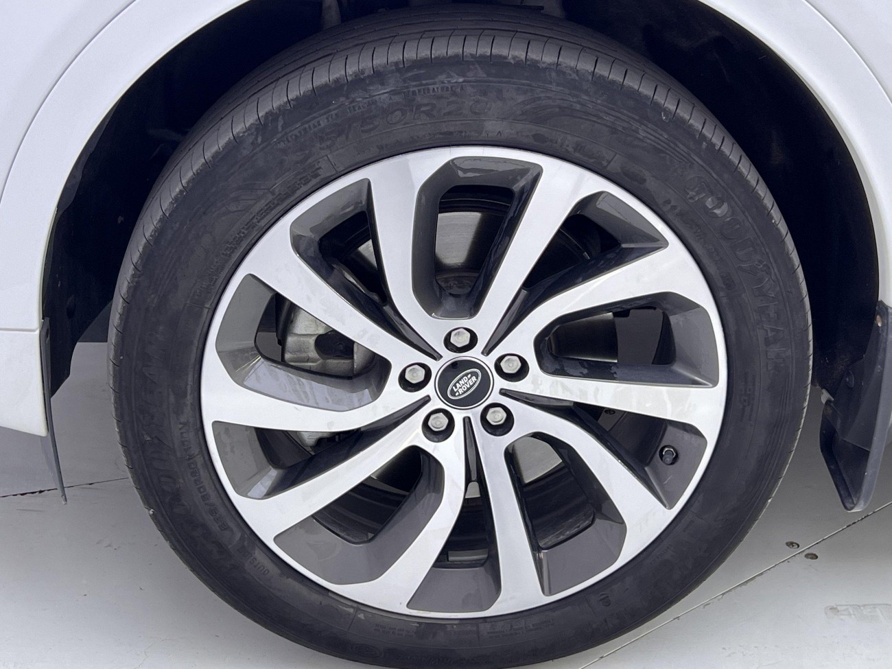 Land Rover Discovery Sport 2020