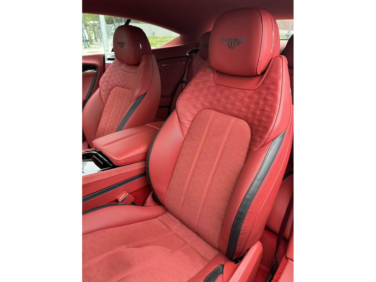 Bentley Continental GT 2025