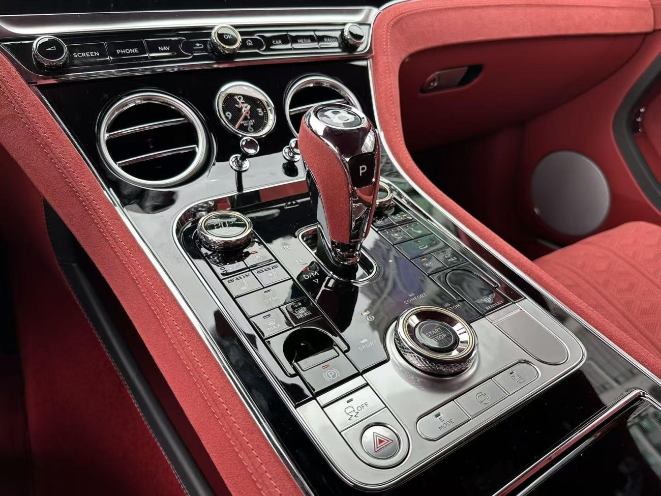 Bentley Continental GT 2025