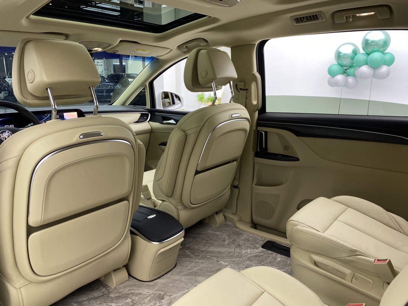 Buick GL8 2023