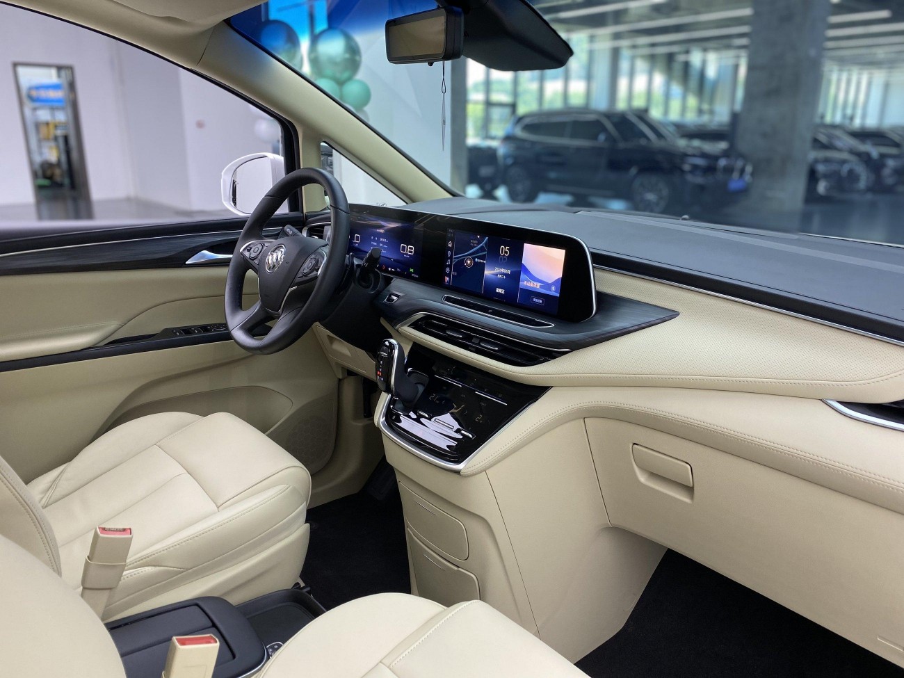 Buick GL8 2023