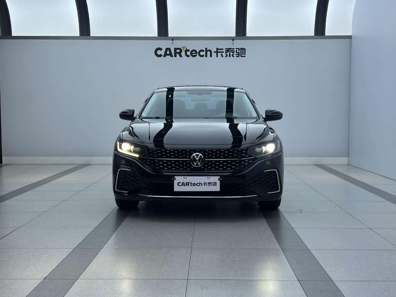 Volkswagen Passat 2023