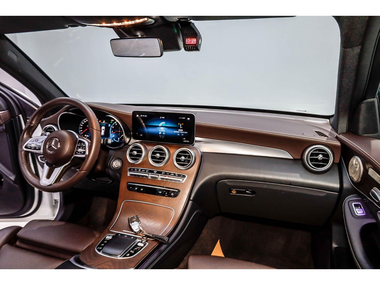 Mercedes-Benz GLC 300 L 2020