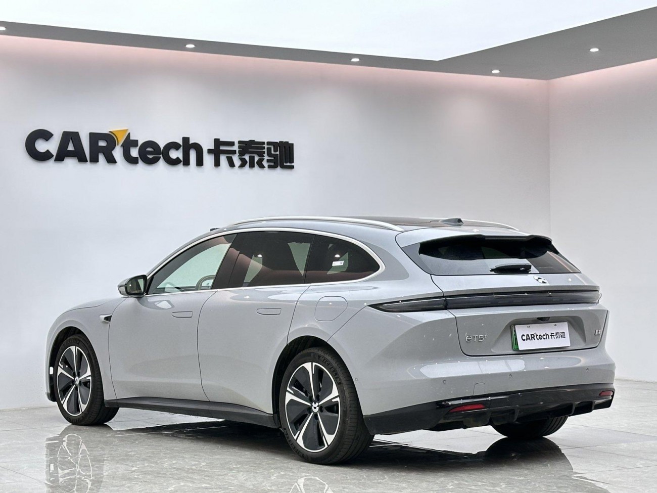 NIO ET5 2025