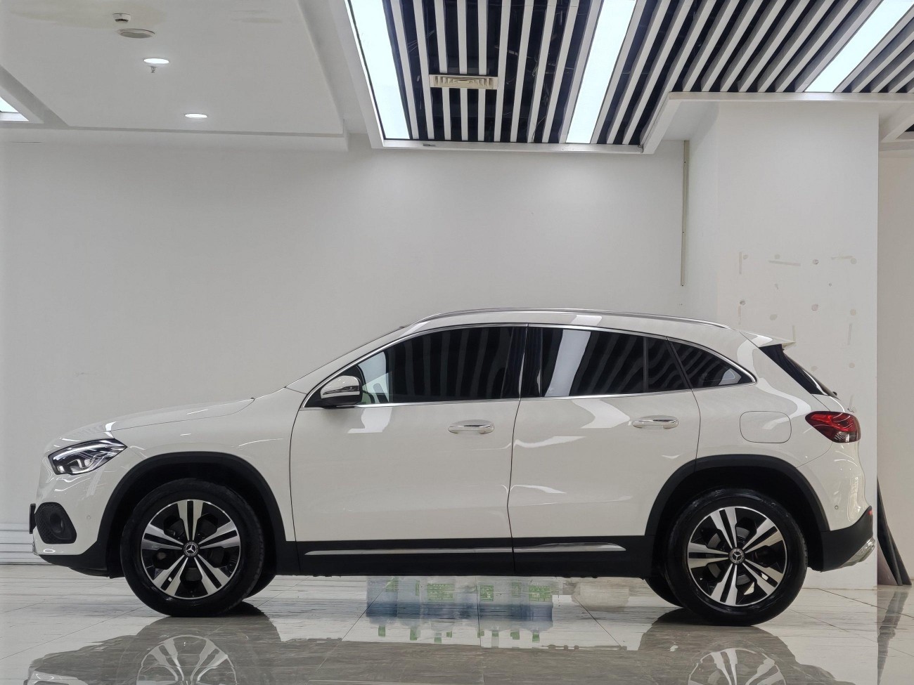 Mercedes-Benz GLA 200 2020