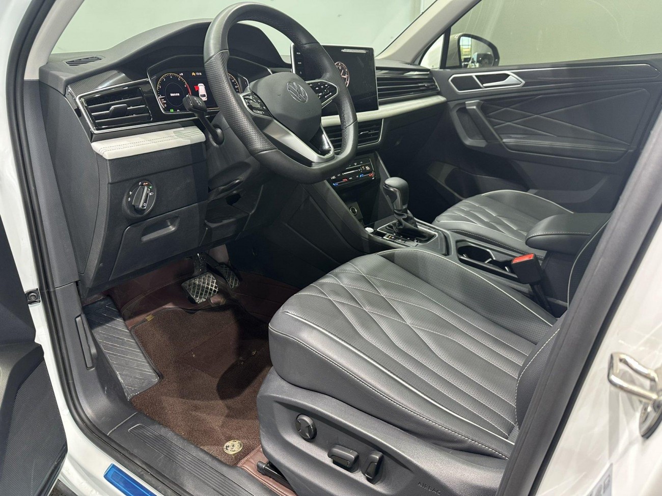 Volkswagen Tiguan L 2026