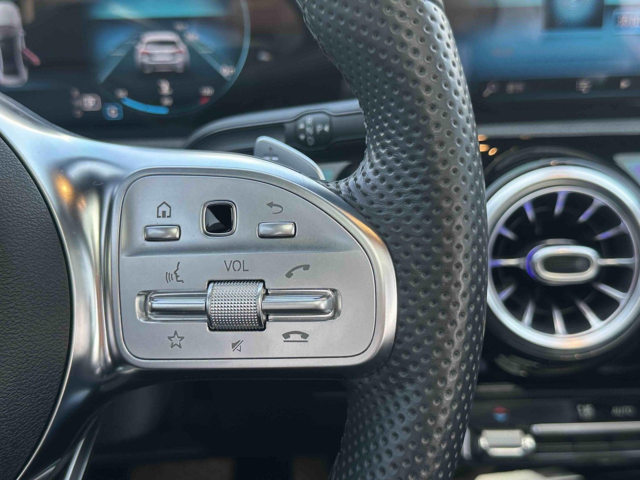 Mercedes-Benz A 200 L 2020