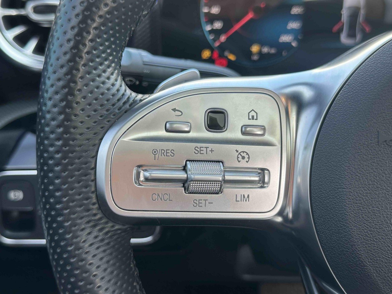 Mercedes-Benz A 200 L 2020