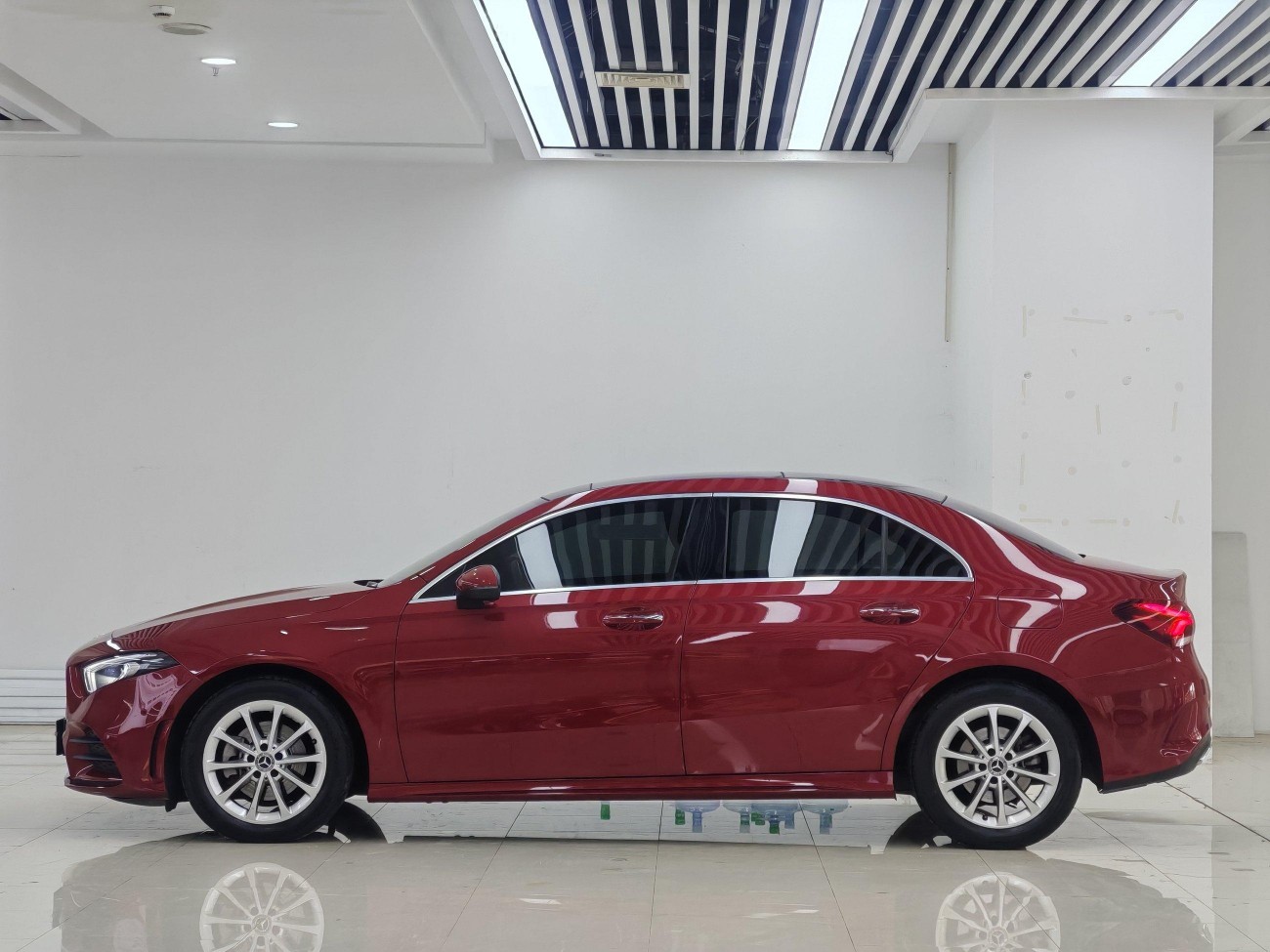 Mercedes-Benz A 200 L 2020