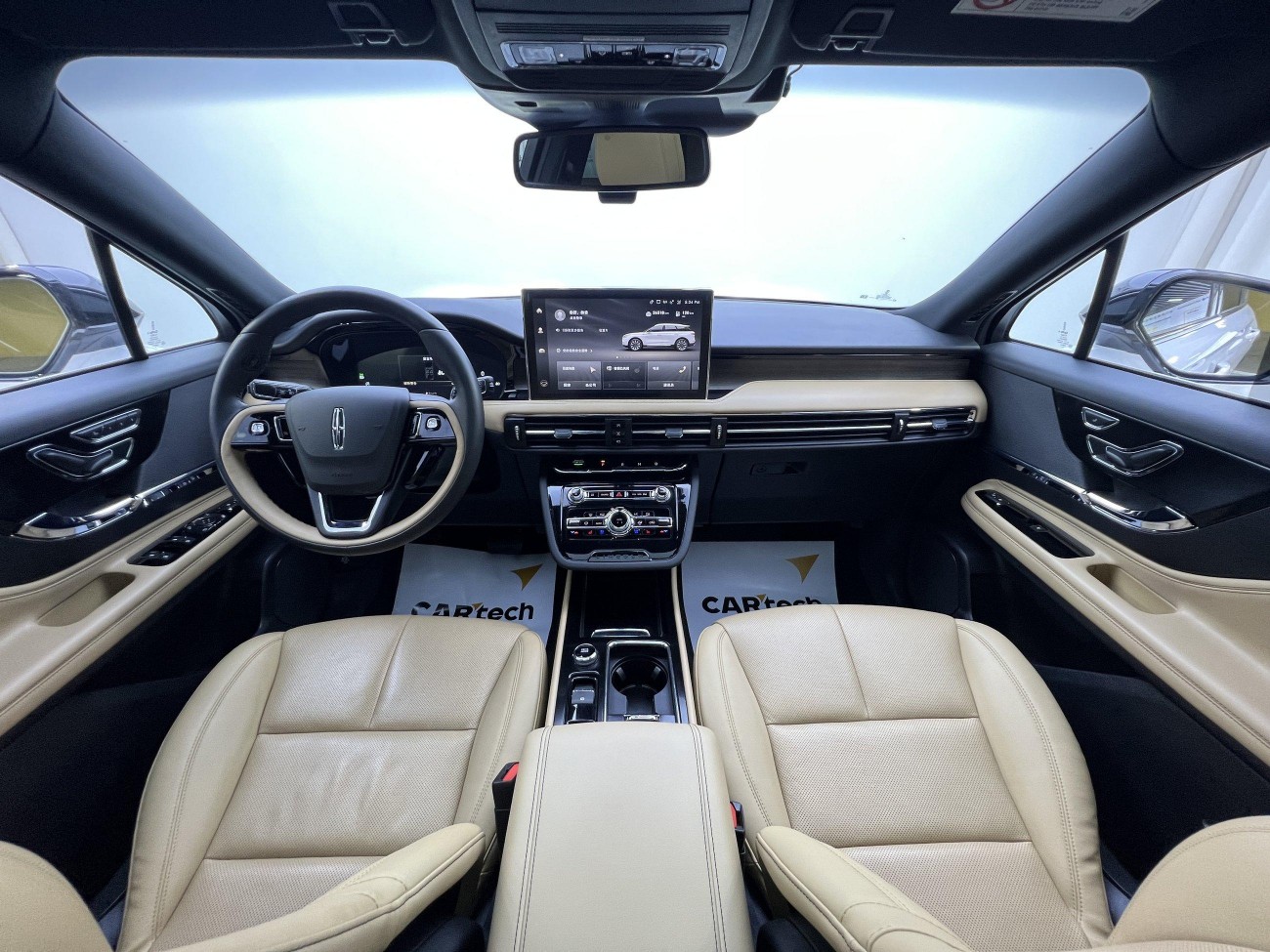 Lincoln Corsair 2021