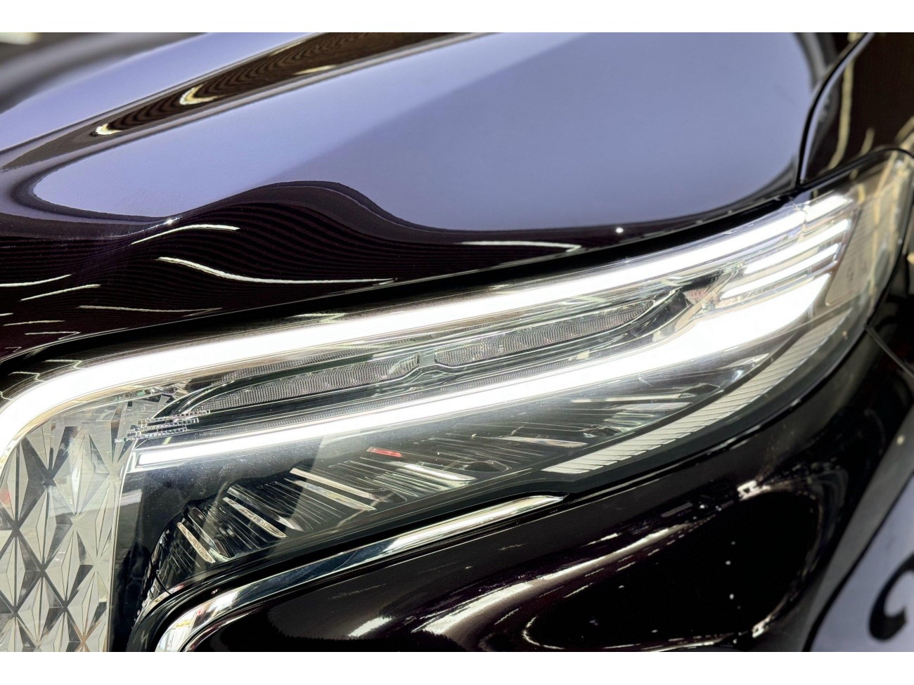 Hongqi HQ9 2024