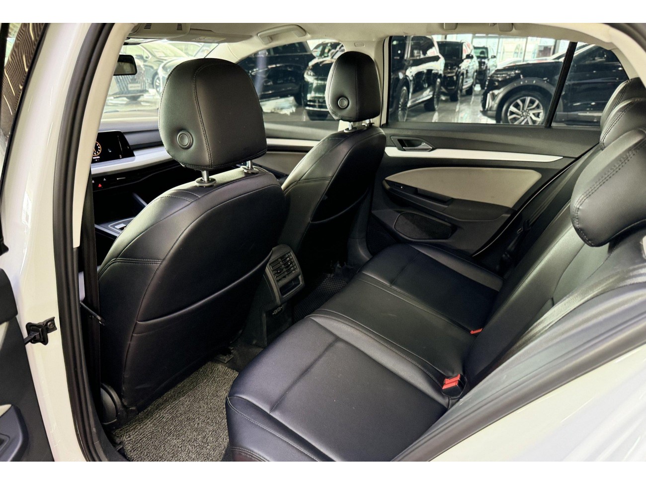 Volkswagen Golf 2023