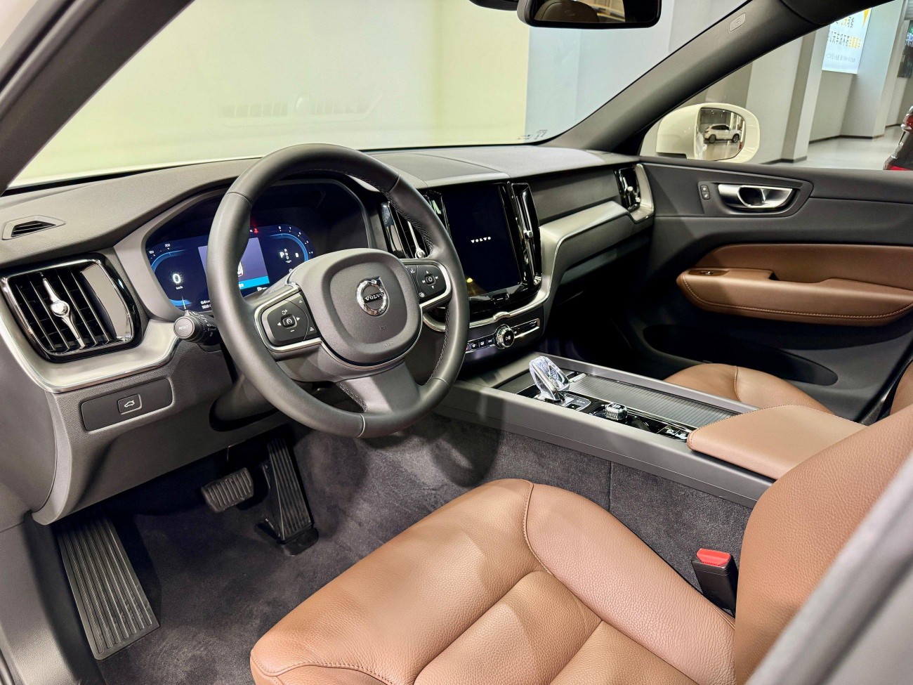 Volvo XC60 2025
