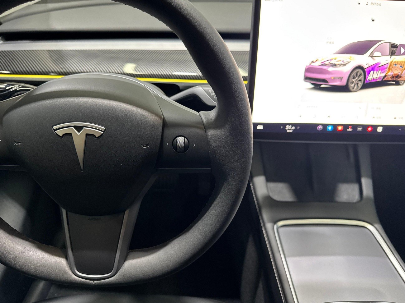 Tesla Model Y 2024