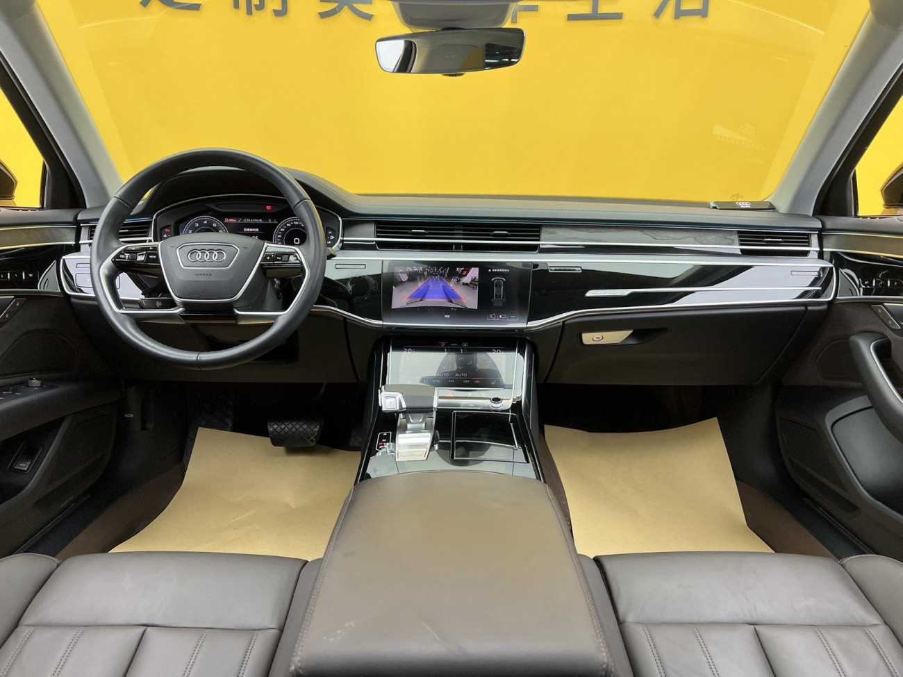 Audi A8L 45 TFSI 2024