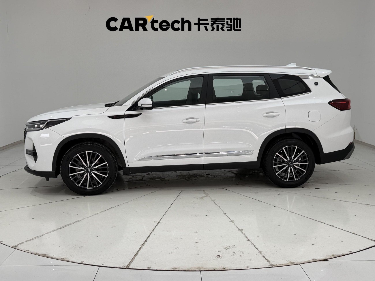 Chery Tiggo 8 2024