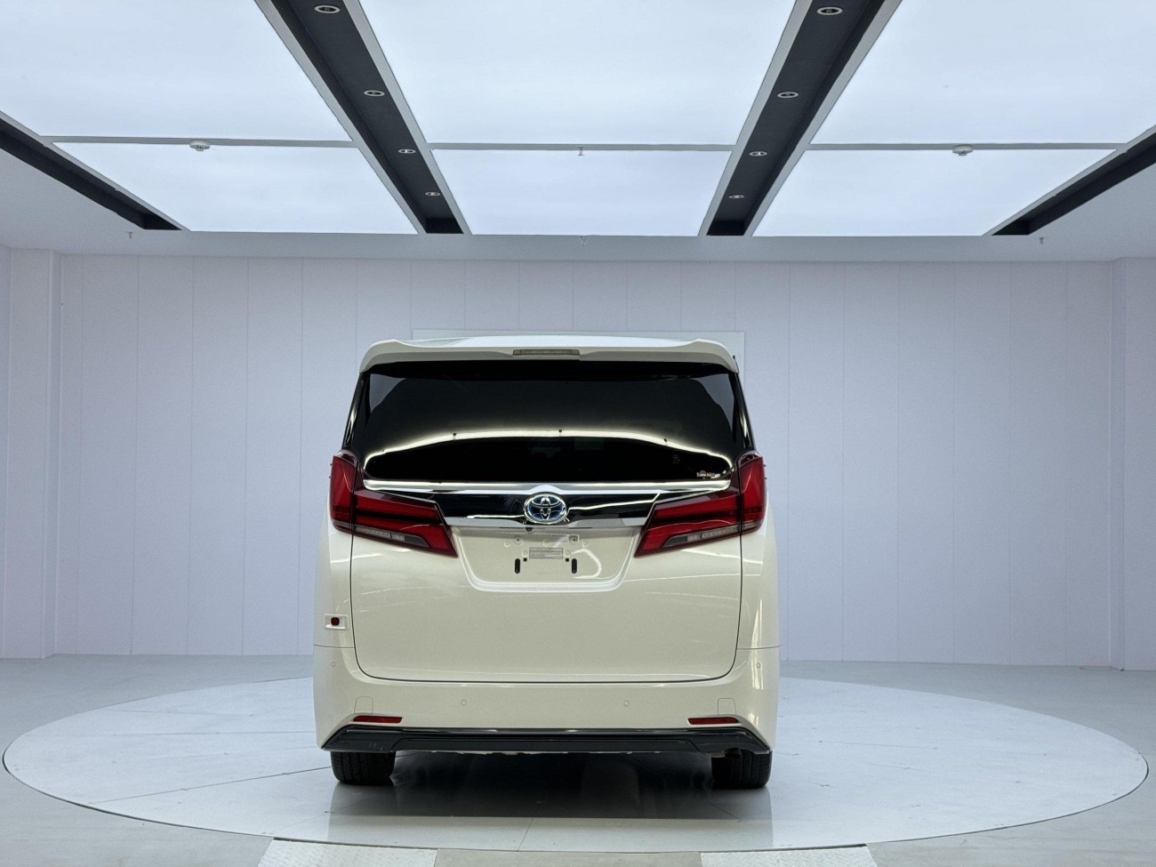 Toyota Alphard 2020