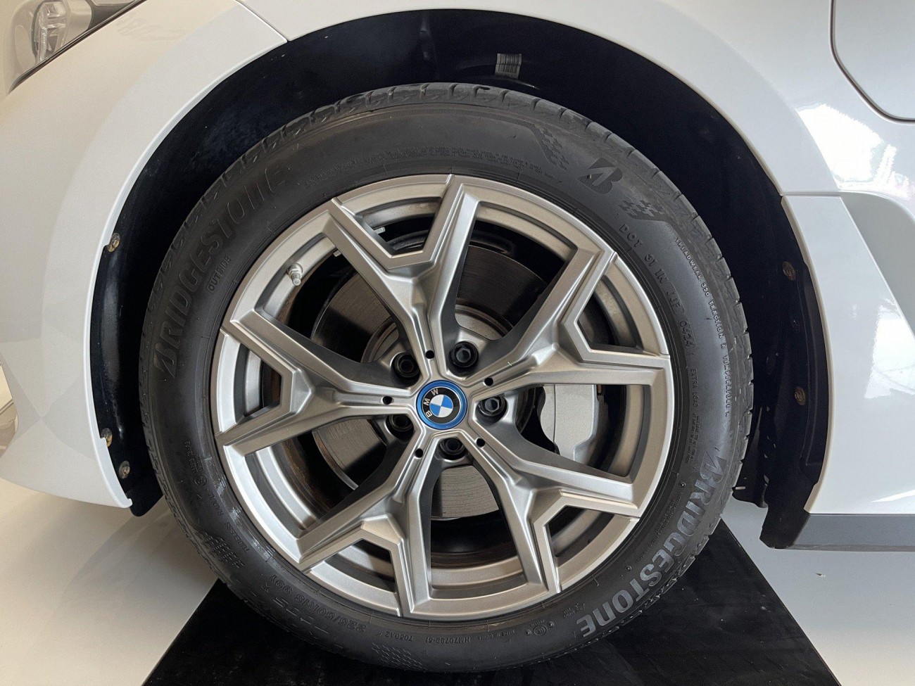 BMW i3 2024