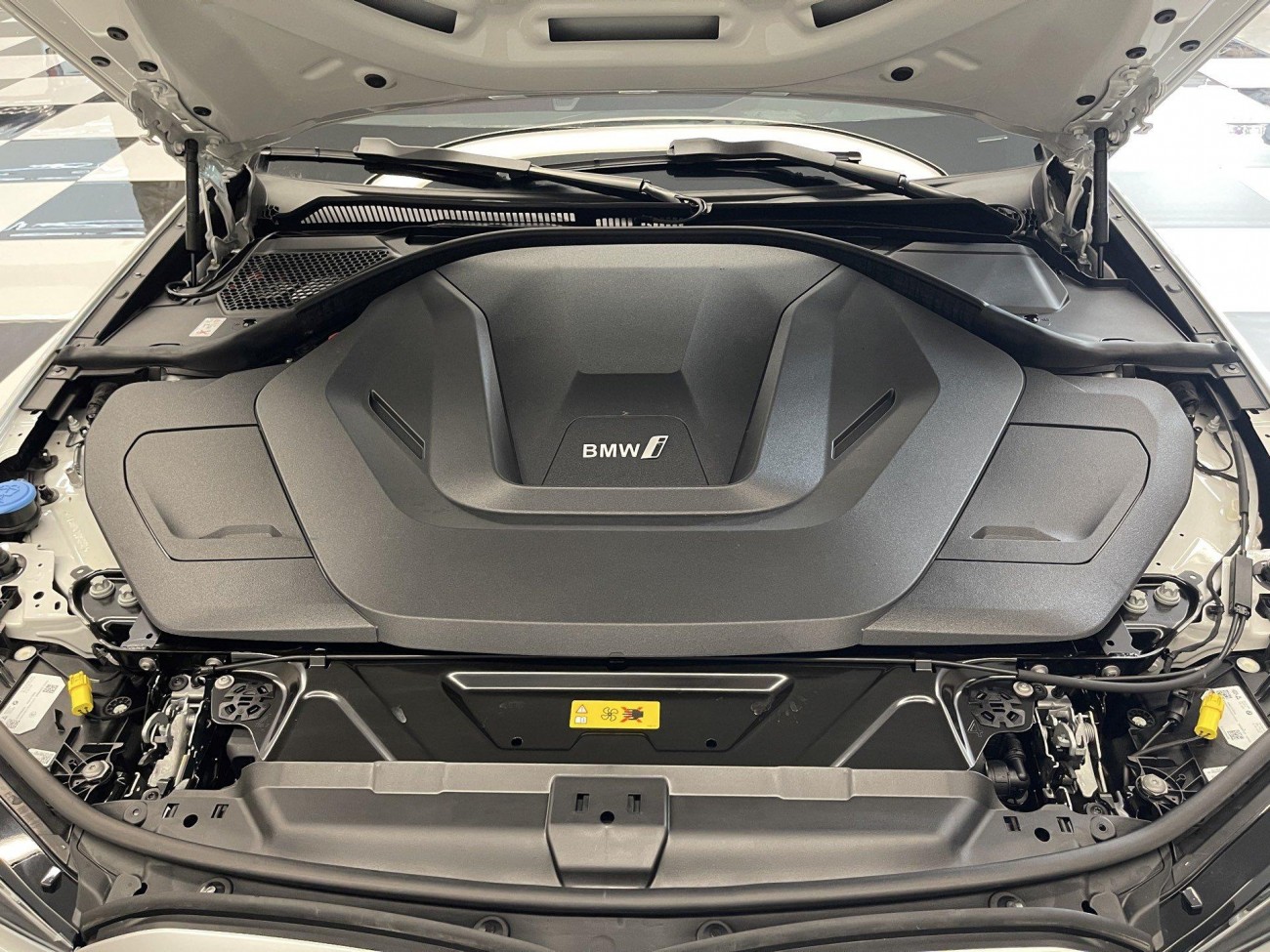 BMW i3 2024