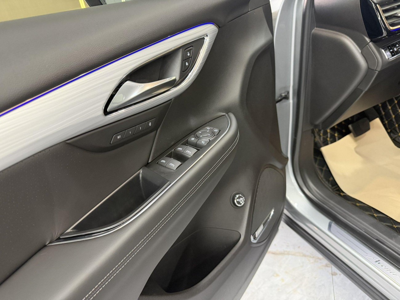 Buick Envision Plus 2025