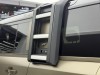 Land Rover Defender 2023