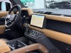Land Rover Defender 2023