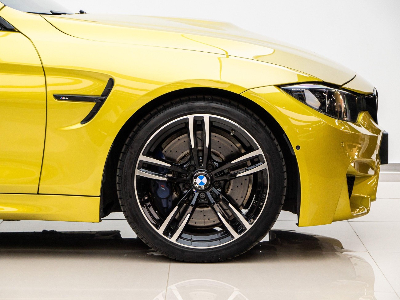 BMW M4 2017