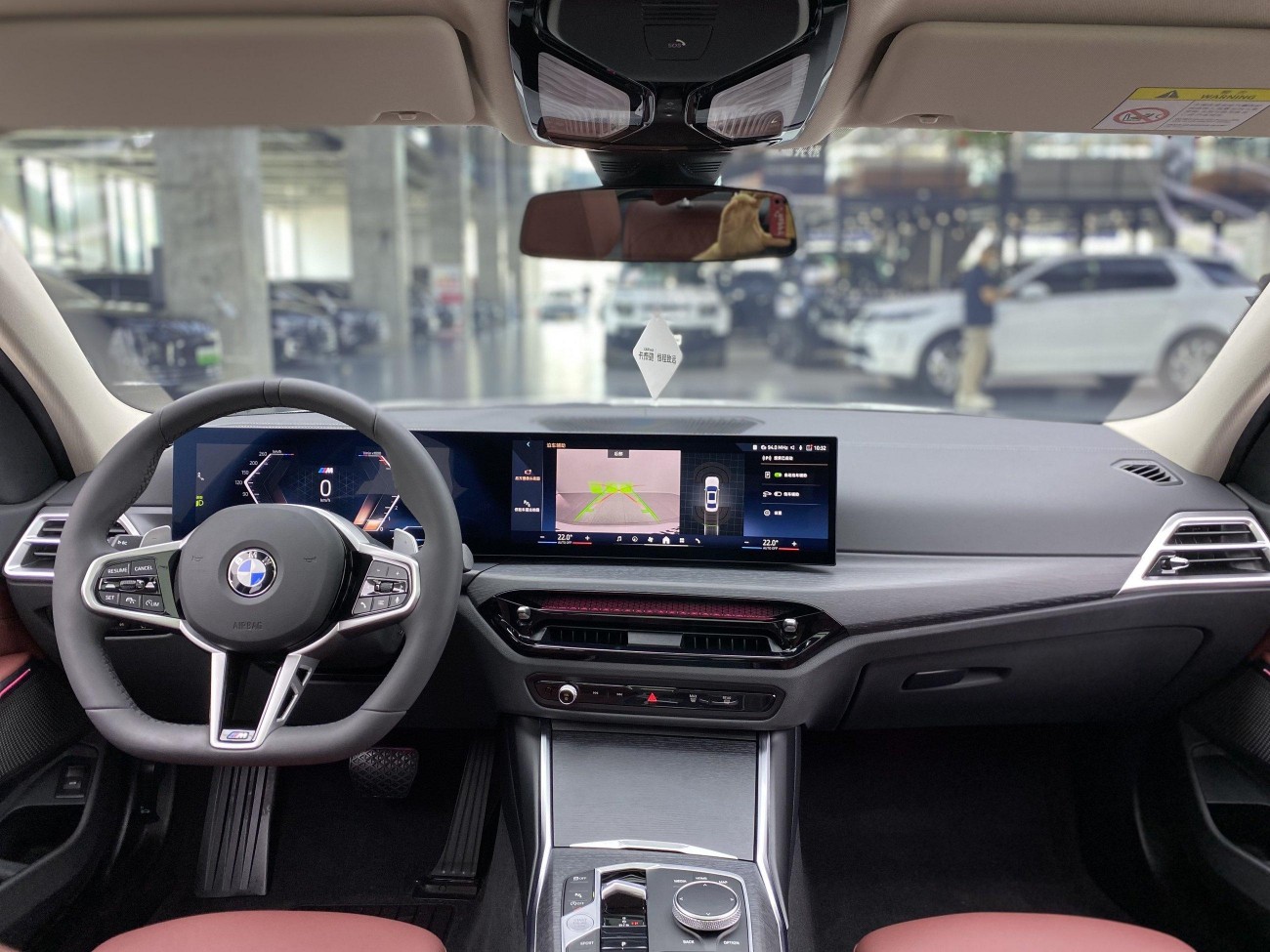 BMW 325Li 2025