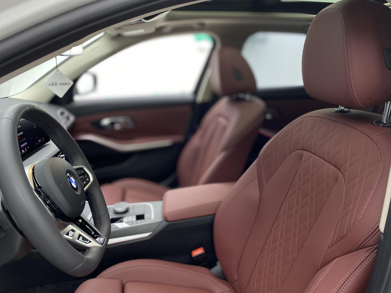 BMW 325Li 2025