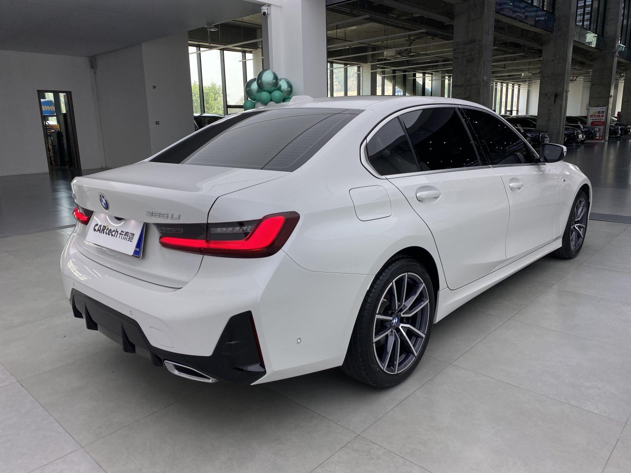 BMW 325Li 2025