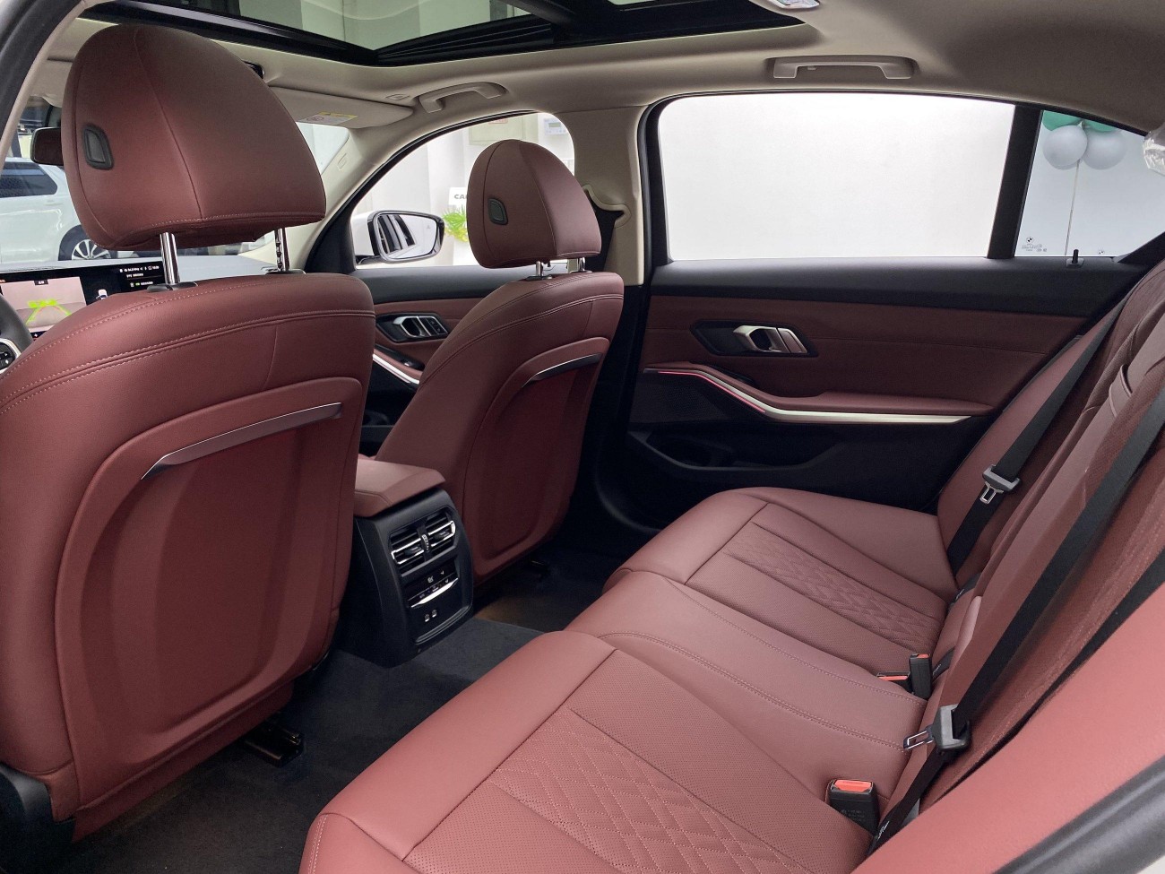 BMW 325Li 2025