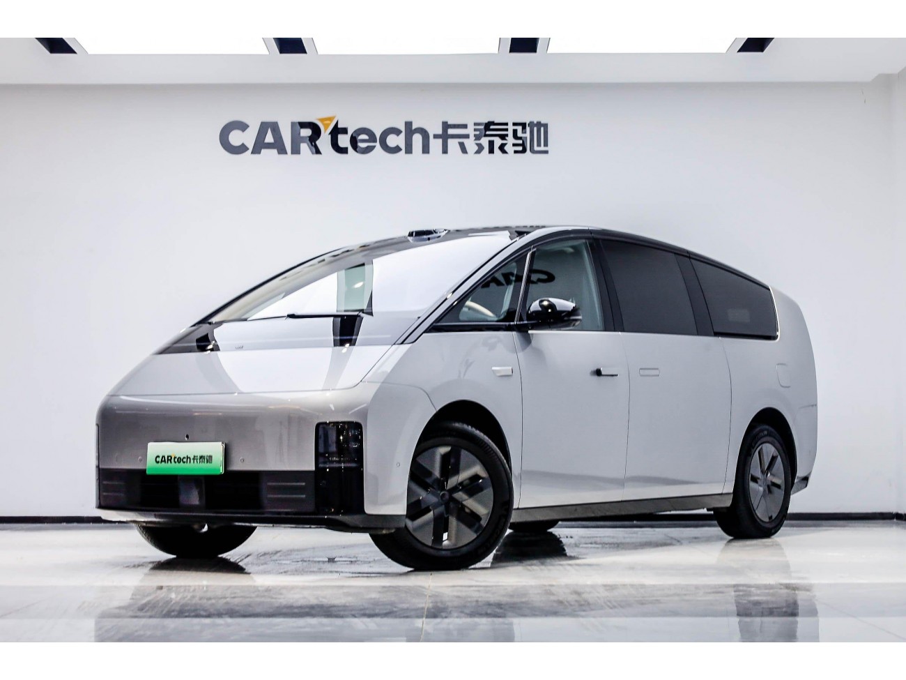 Li Auto MEGA 2025
