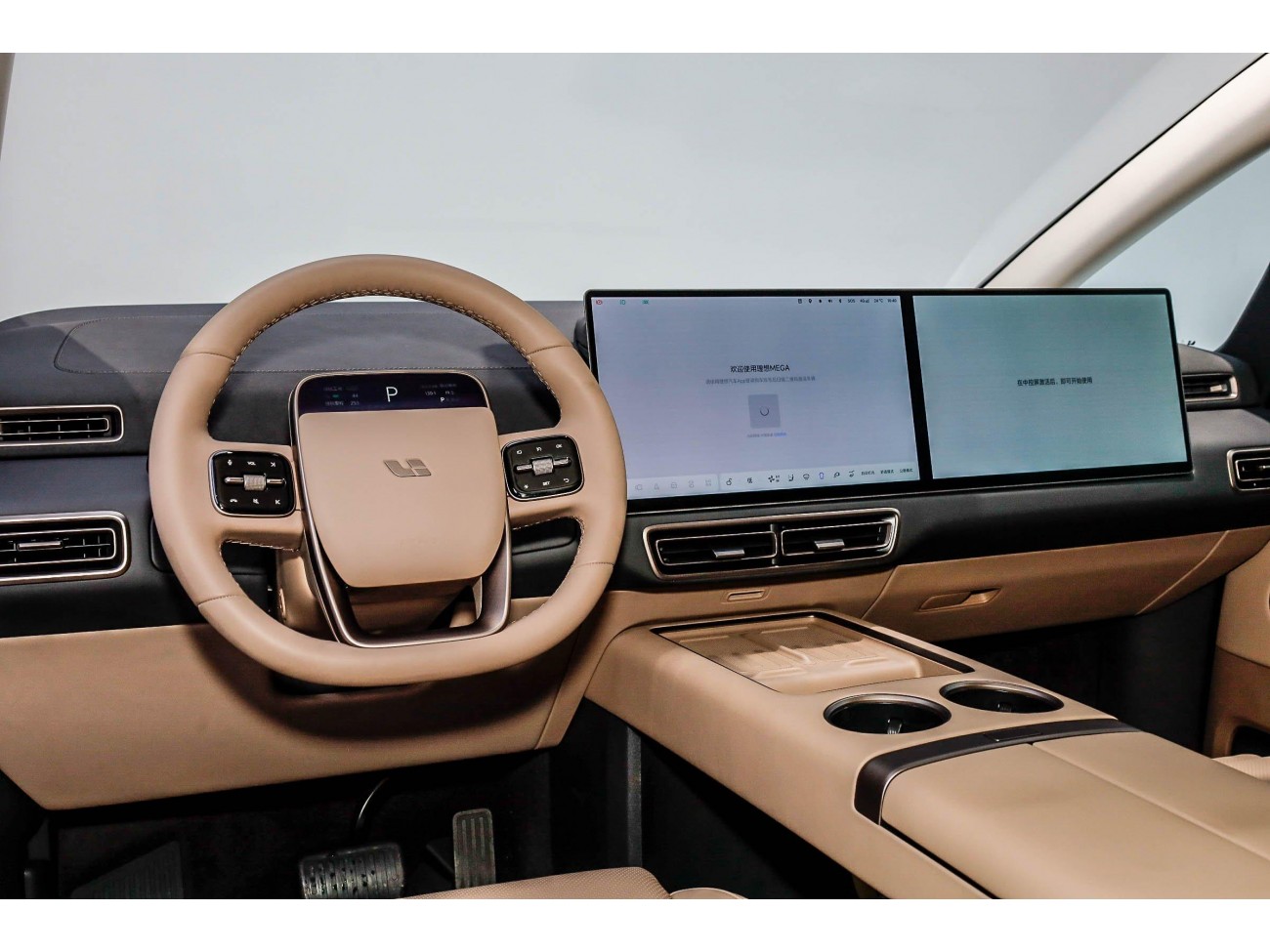 Li Auto MEGA 2025